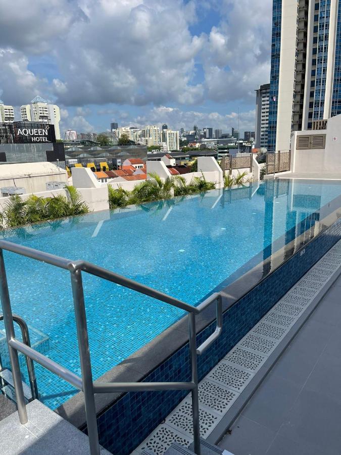 Aqueen Prestige Hotel Jalan Besar Singapur Dış mekan fotoğraf