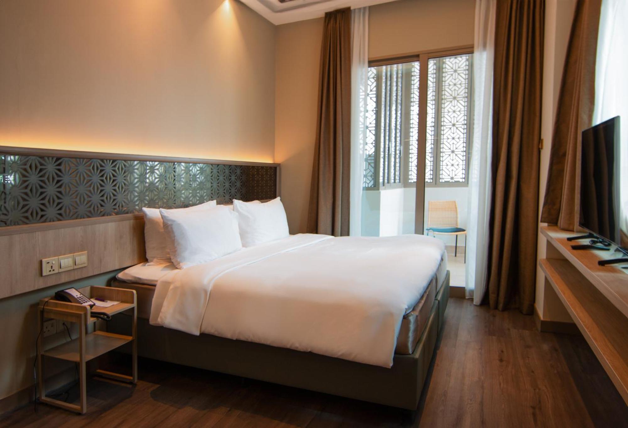 Aqueen Prestige Hotel Jalan Besar Singapur Dış mekan fotoğraf